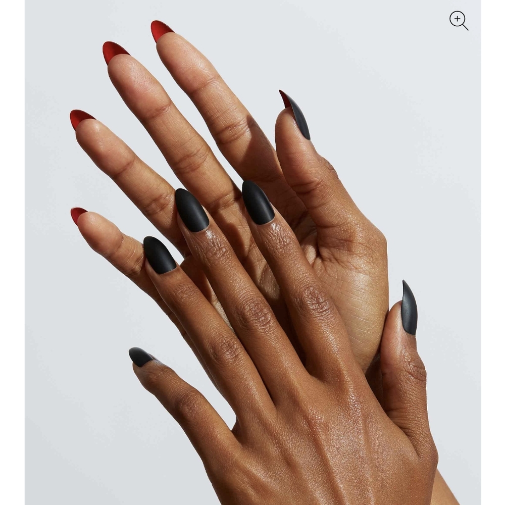 Static nails caviar almond nails